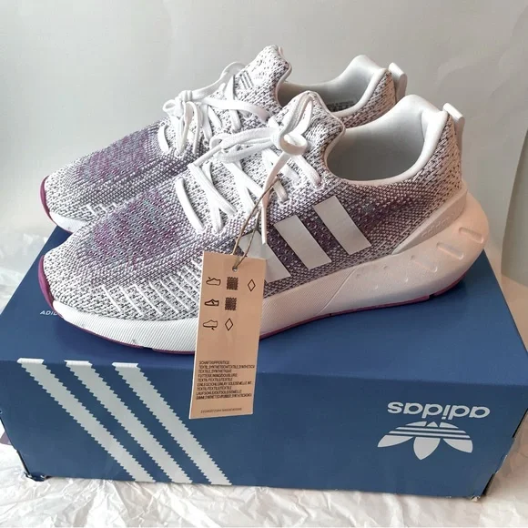 Adidas Originals Swift Run 22 Shoes - Picture 8 of 14